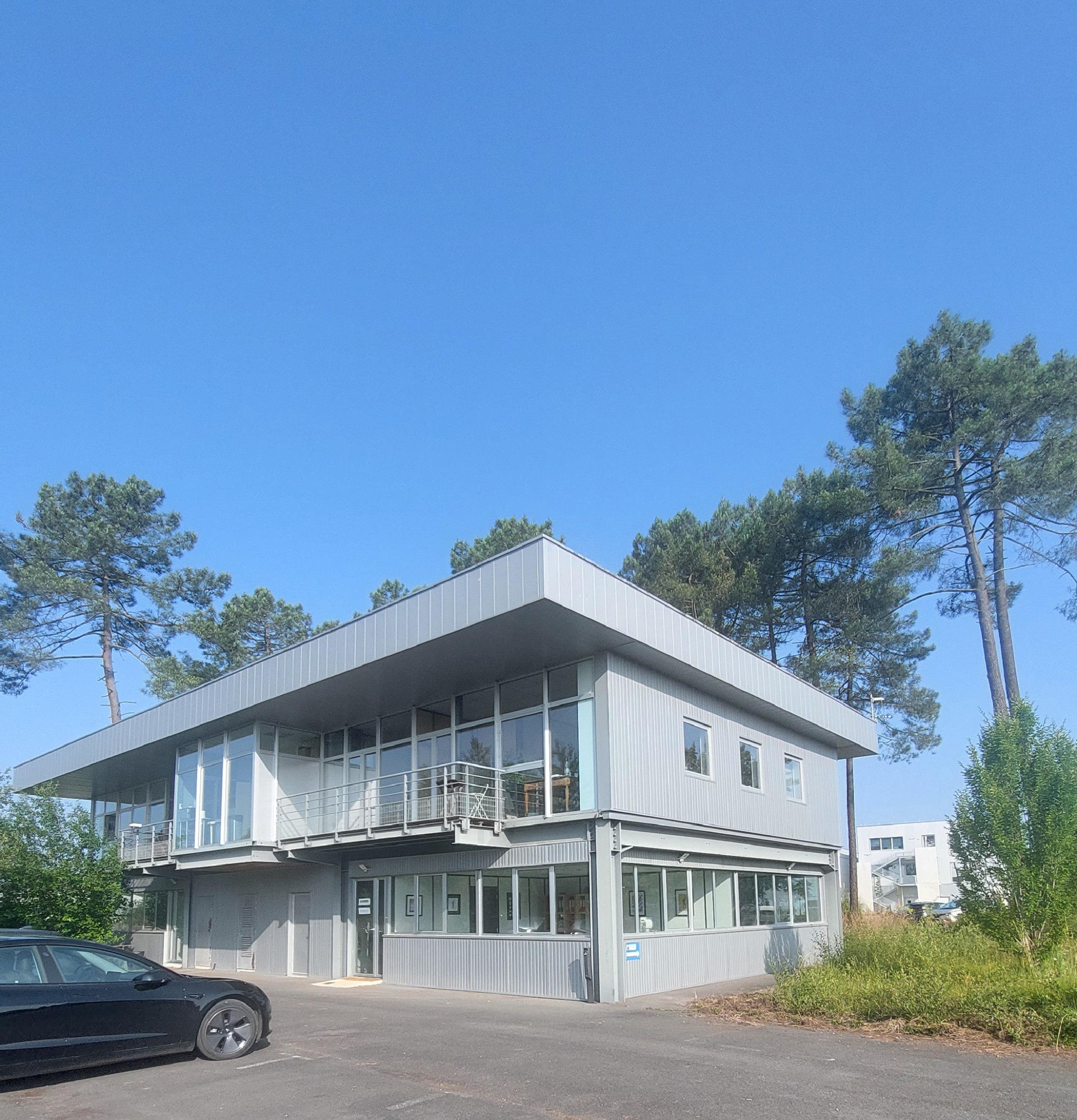 NeoGLS premises